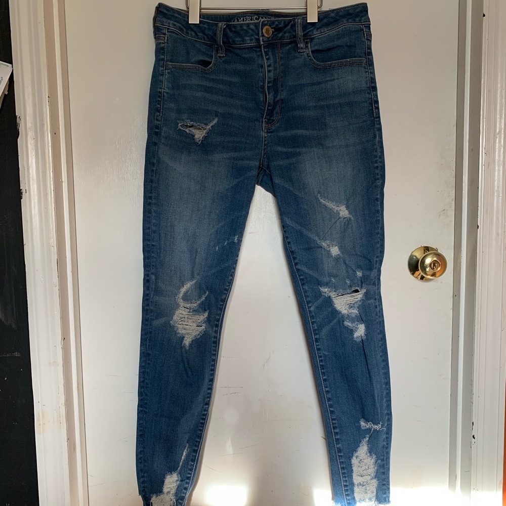 American eagle high rise distressed jeans